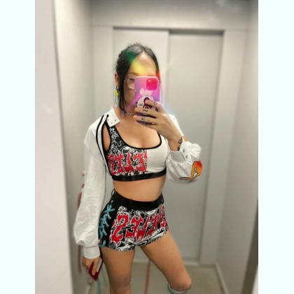 Eva          